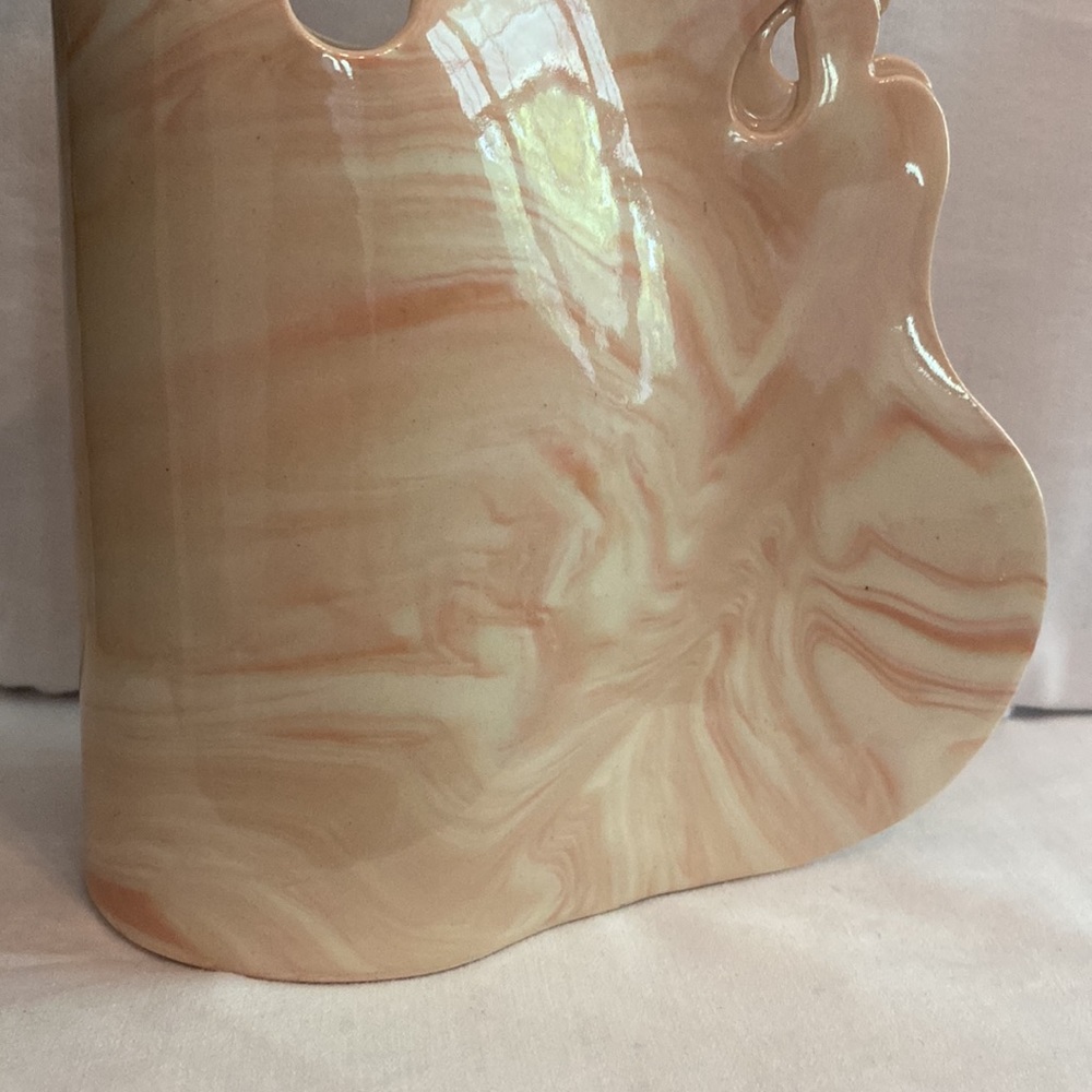 Carolyn Leung pottery pink white marble 7x7 (approx) flower vase/sculpture - Picture 3 of 16